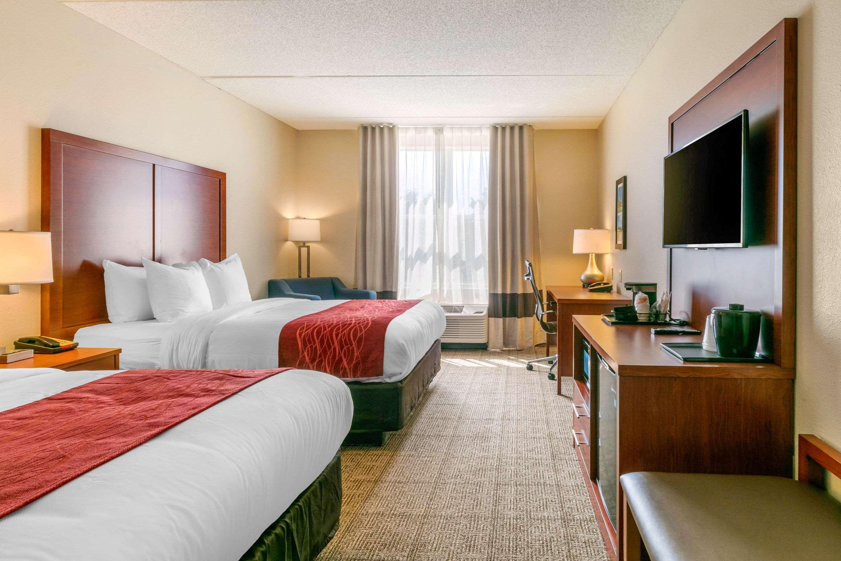 Comfort Inn & Suites Nashville Franklin Cool Springs Exterior photo