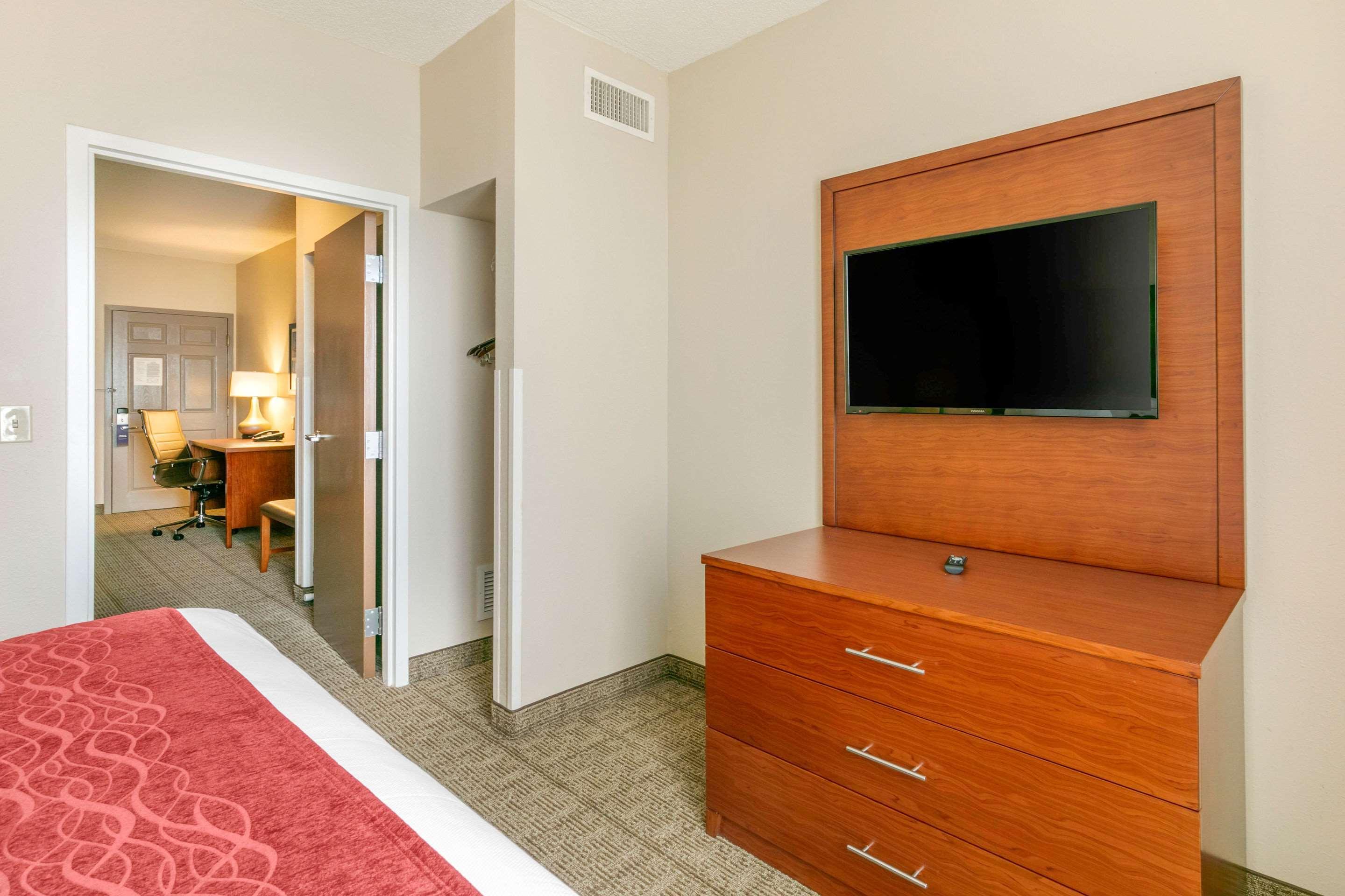 Comfort Inn & Suites Nashville Franklin Cool Springs Exterior photo