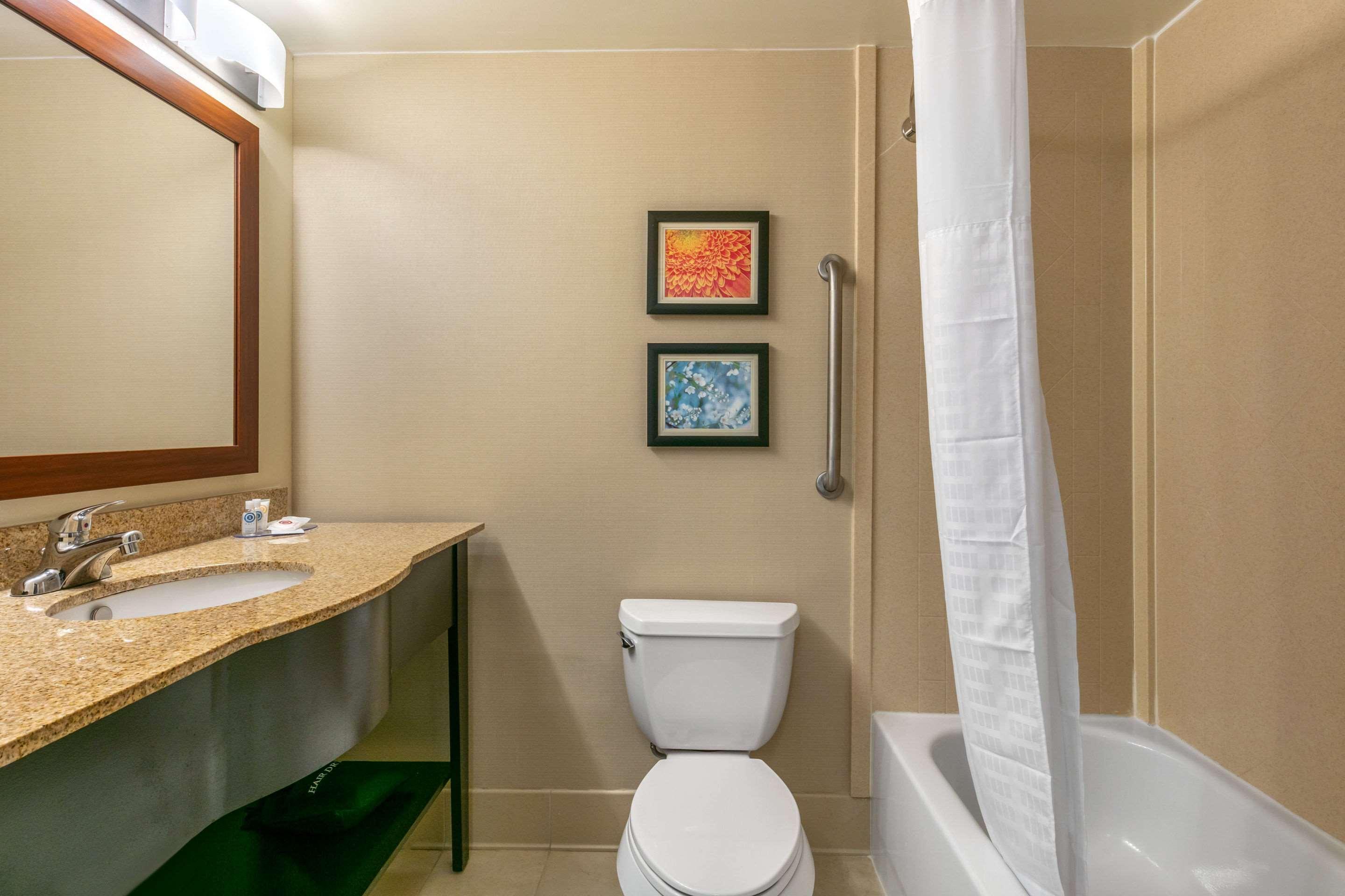 Comfort Inn & Suites Nashville Franklin Cool Springs Exterior photo