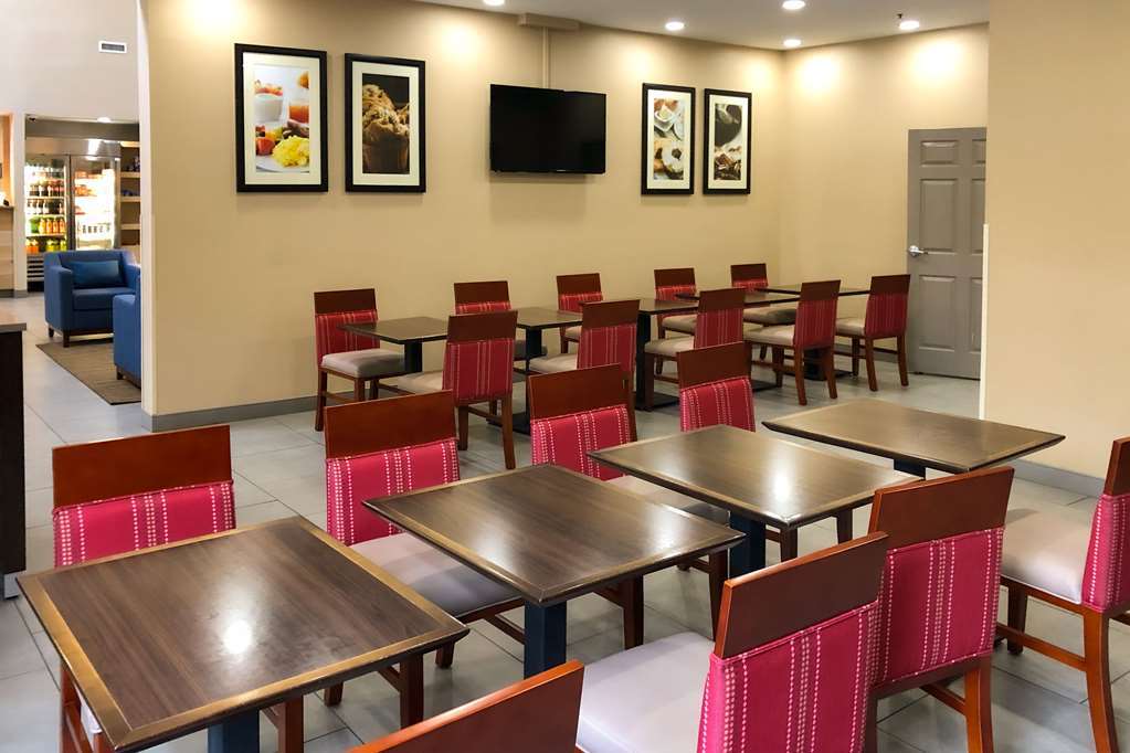 Comfort Inn & Suites Nashville Franklin Cool Springs Restaurant photo